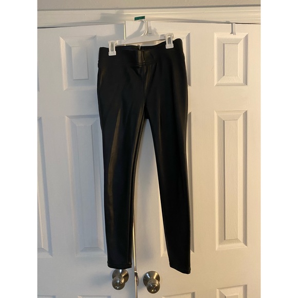 Petite LOFT Faux leather pants - Picture 1 of 3